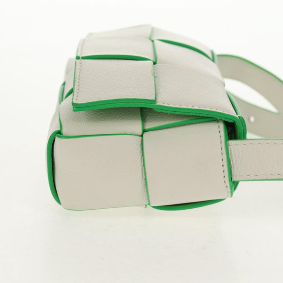 BOTTEGA VENETA MAXI INTRECCIATO Cassette Bag Leather White Green Auth bs30121A