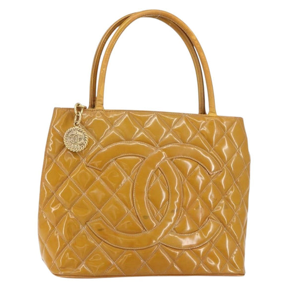 CHANEL Matelasse COCO Mark Tote Bag Patent leather Yellow Gold CC Auth bs30372