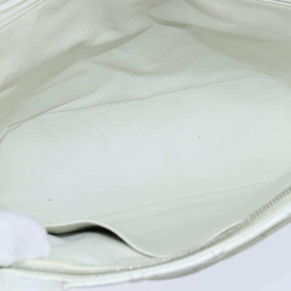 CHANEL Matelasse Tote Bag Caviar Skin White CC Auth bs30478