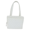 CHANEL Matelasse Tote Bag Caviar Skin White CC Auth bs30478-1