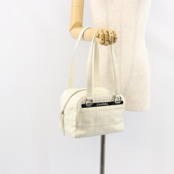 CHANEL Choco Bar Shoulder Bag Caviar Skin White Silver CC Auth bs30605