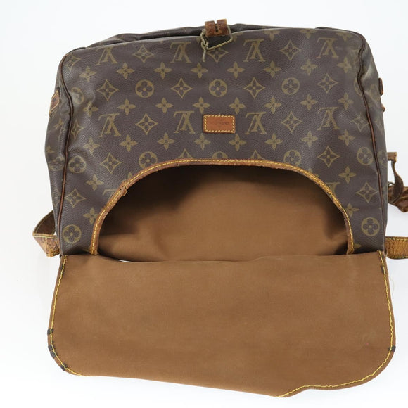 LOUIS VUITTON Monogram Saumur 35 Shoulder Bag M42254 LV Auth bs30831
