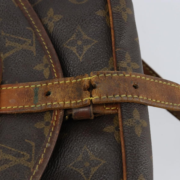 LOUIS VUITTON Monogram Saumur 30 Shoulder Bag M42256 LV Auth bs30834