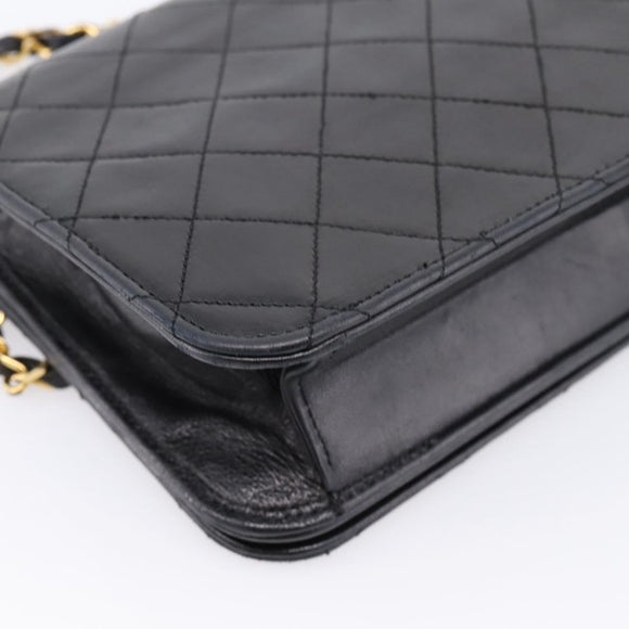 CHANEL Matelasse Chain Shoulder Bag Lamb Skin Black Gold CC Auth bs31111