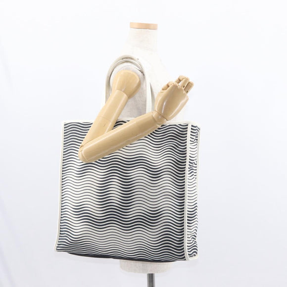 CHANEL Tote Bag Canvas White Black CC Auth bs31123
