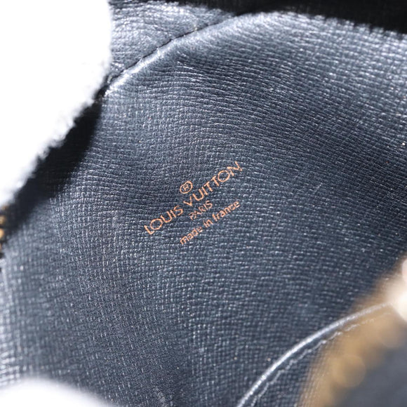 LOUIS VUITTON Epi Danube Shoulder Bag Black M45632 LV Auth bs31282