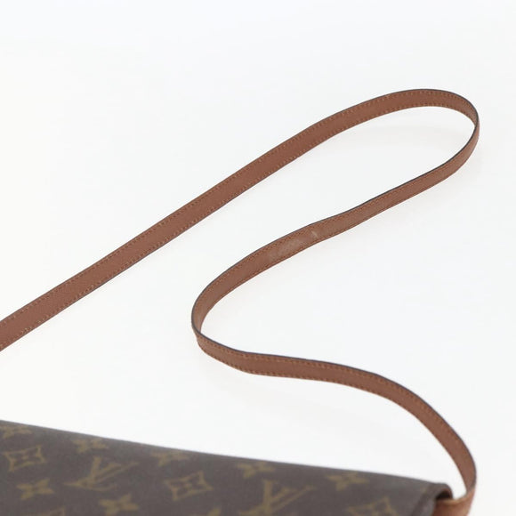 LOUIS VUITTON Monogram Bordeaux 27 Shoulder Bag M51797 LV Auth bs31546