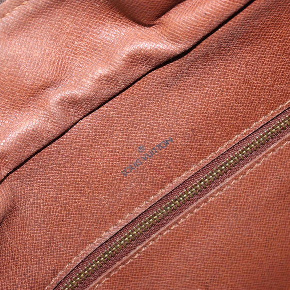 LOUIS VUITTON Monogram Boulogne 35 Schultertasche M51260 LV Auth bs31547
