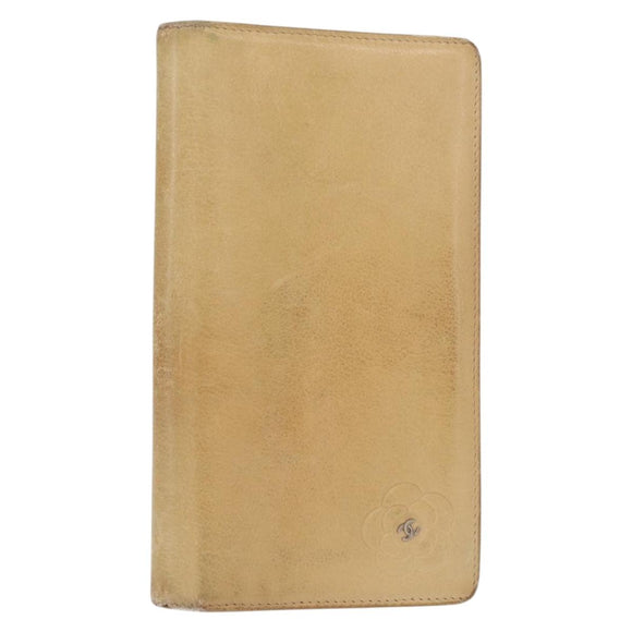 CHANEL Camelia Wallet Leather Beige CC Auth bs31581