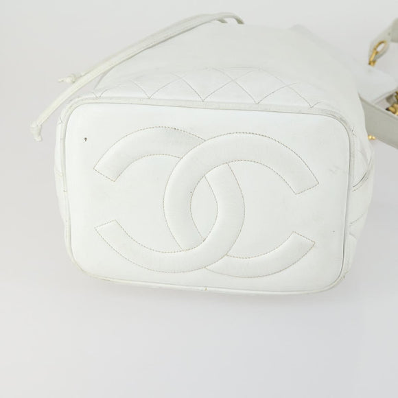 CHANEL Chain Shoulder Bag Leather White Gold CC Auth bs31633