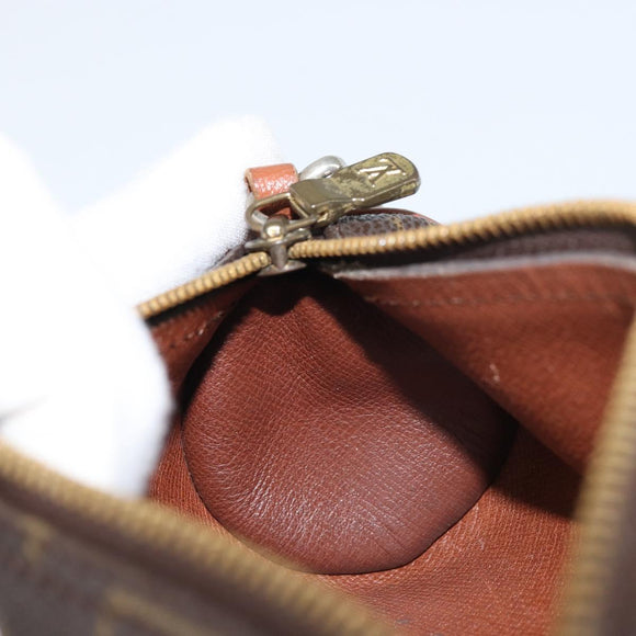 LOUIS VUITTON Monogram Papillon Täschchen LV Auth bs31776