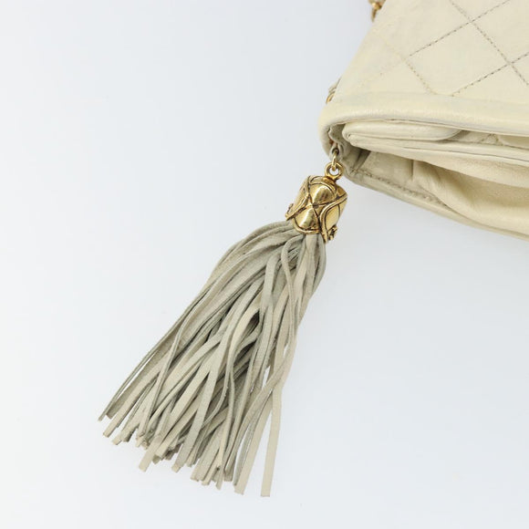 CHANEL Matelasse Chain Shoulder Bag Lamb Skin White Gold CC Auth bs31806