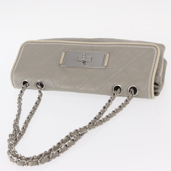 CHANEL Lammleder Kette Umhängetasche Grau Silber CC Auth bs32040