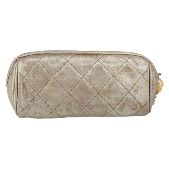 CHANEL Matelasse Pouch Leather Champagne Gold CC Auth bs32089