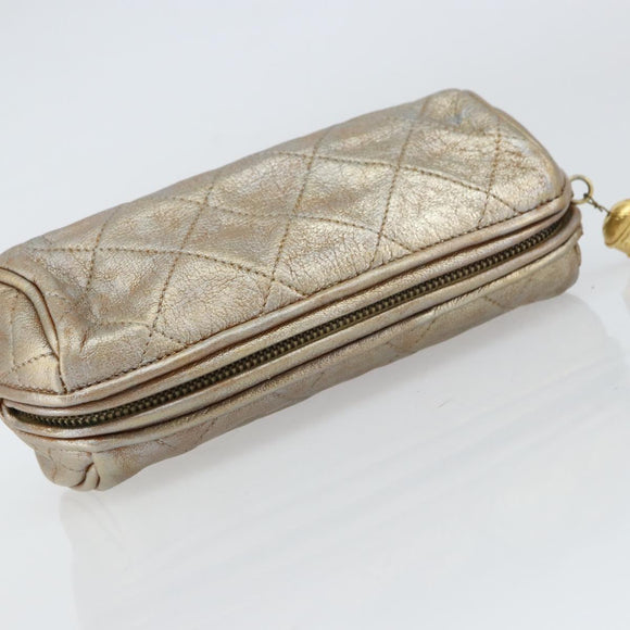 CHANEL Matelasse Pouch Leather Champagne Gold CC Auth bs32089