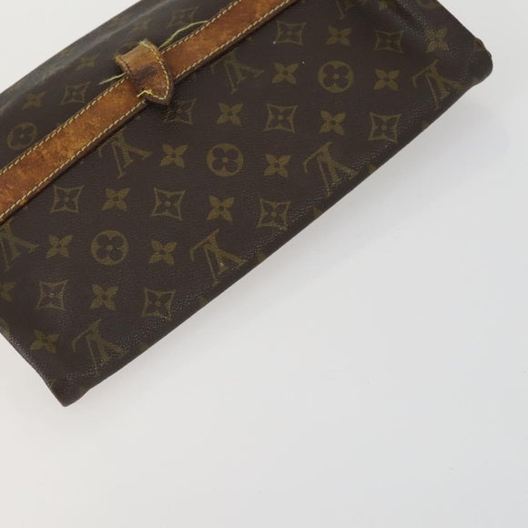 LOUIS VUITTON Monogram Clutch Bag 2 Set LV Auth bs32138