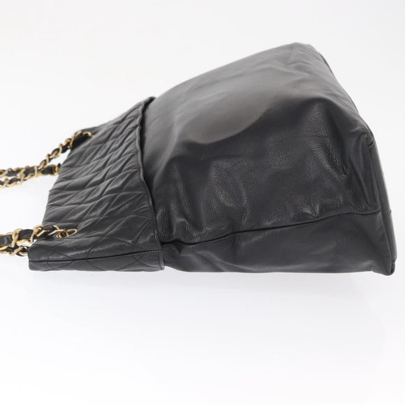 CHANEL Matelasse Chain Shoulder Bag Lamb Skin Black Gold CC Auth bs32292