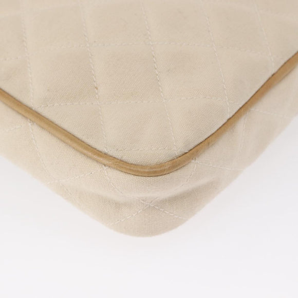 CHANEL Matelassé Bauchtasche Canvas Beige Gold CC Auth bs32356