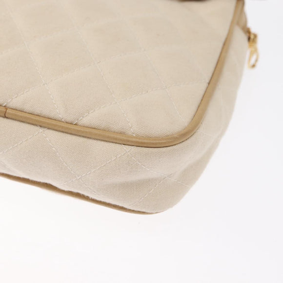 CHANEL Matelassé Bauchtasche Canvas Beige Gold CC Auth bs32356