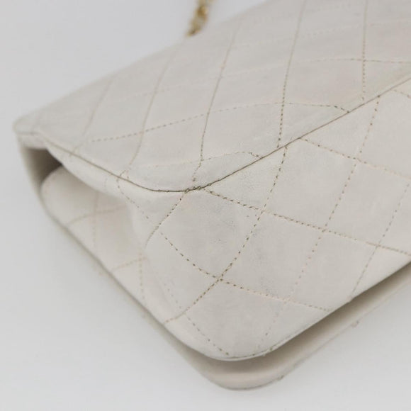 CHANEL Chain Matelasse Shoulder Bag Lamb Skin White Gold CC Auth bs32363