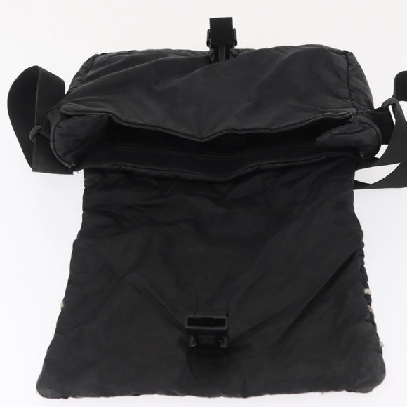 CHANEL Umhängetasche Nylon Schwarz CC Auth bs32635
