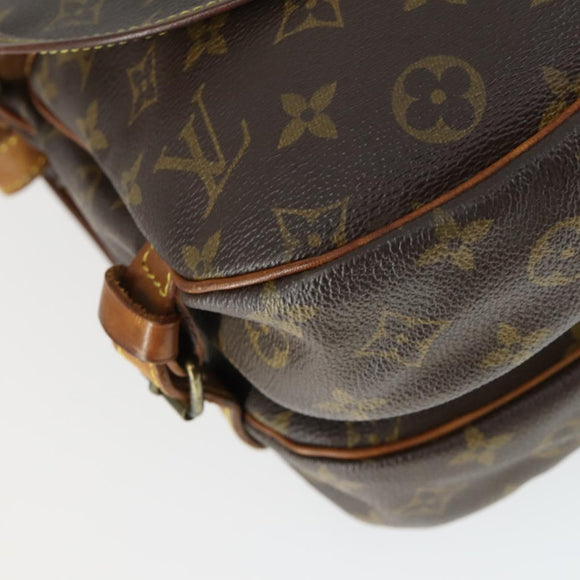 LOUIS VUITTON Monogram Saumur 30 Shoulder Bag M42256 LV Auth bs33030