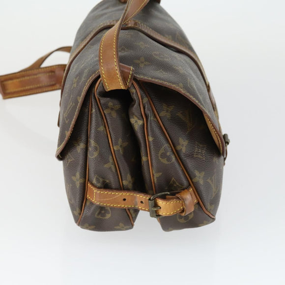 LOUIS VUITTON Monogram Saumur 30 Shoulder Bag M42256 LV Auth bs33030
