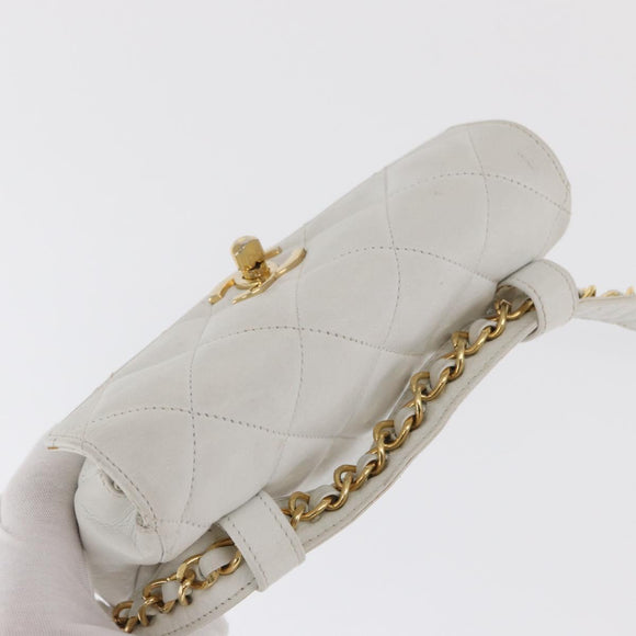 CHANEL Gürteltasche Lammleder Gold Weiß CC Auth bs33133
