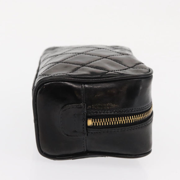 CHANEL Clutch Bag Patent leather Gold Black CC Auth bs33144