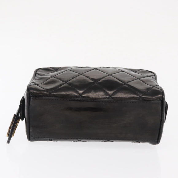 CHANEL Clutch Bag Patent leather Gold Black CC Auth bs33144