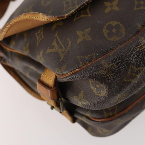 LOUIS VUITTON Monogram Saumur 30 Shoulder Bag M42256 LV Auth bs33212