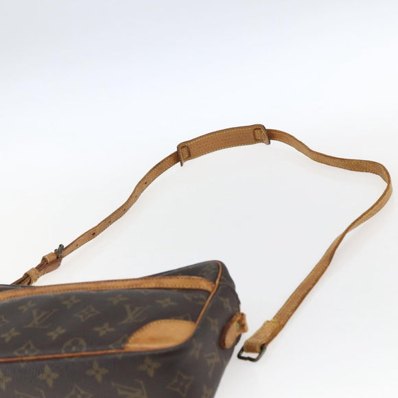 LOUIS VUITTON Monogram Trocadero 27 Shoulder Bag M51274 LV Auth bs33219
