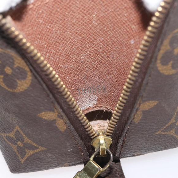 LOUIS VUITTON Monogram Trousse Demi Ronde Kosmetiktäschchen M47520 LV Auth bs33503
