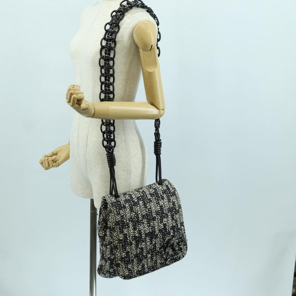 CHANEL Chain Shoulder Bag tweed White Black CC Auth bs33641V