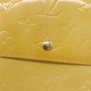 LOUIS VUITTON Monogram Vernis Walker Geldbörse Lime Yellow M91074 LV Auth bs33793-17