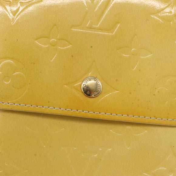 LOUIS VUITTON Monogram Vernis Walker Geldbörse Lime Yellow M91074 LV Auth bs33793