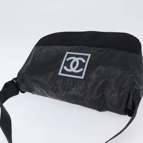 CHANEL Shoulder Bag Patent leather Black Silver CC Auth bs33829