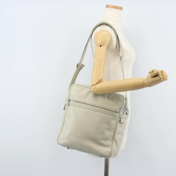 LOUIS VUITTON Monogram Clarkson Umhängetasche Weiß LV Auth bs34065