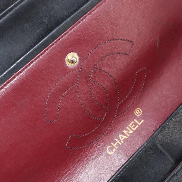 CHANEL Matelasse 25 Double Flap Chain Bag Lammleder Gold Schwarz CC Auth bs34164