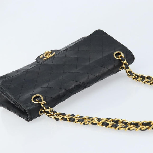 CHANEL Matelasse 25 Double Flap Chain Bag Lammleder Gold Schwarz CC Auth bs34164