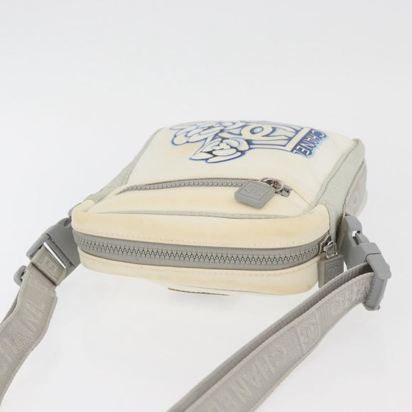 CHANEL Sports Camelia Shoulder Bag Nylon White Silver CC Auth bs34278