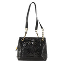 CHANEL Ketten-Einkaufstasche Lackleder Schwarz Gold CC Auth bs34313-13