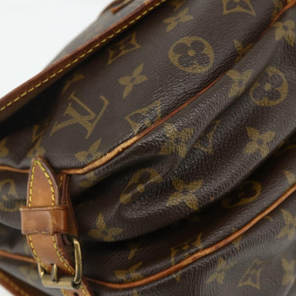 LOUIS VUITTON Monogram Saumur 30 Shoulder Bag M42256 LV Auth bs34502