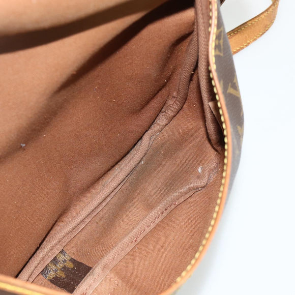 LOUIS VUITTON Monogram Saumur 30 Shoulder Bag M42256 LV Auth bs34502