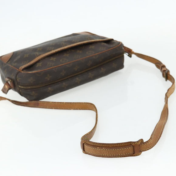 LOUIS VUITTON Monogram Trocadero 27 Shoulder Bag M51274 LV Auth bs34781