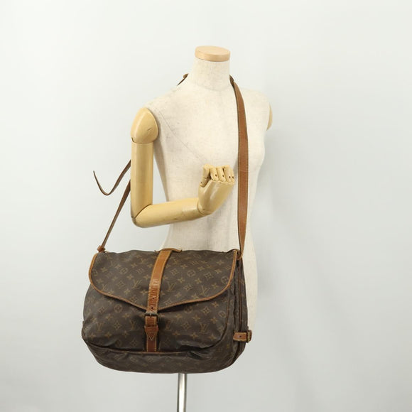 LOUIS VUITTON Monogram Saumur 35 Shoulder Bag M42254 LV Auth bs34826
