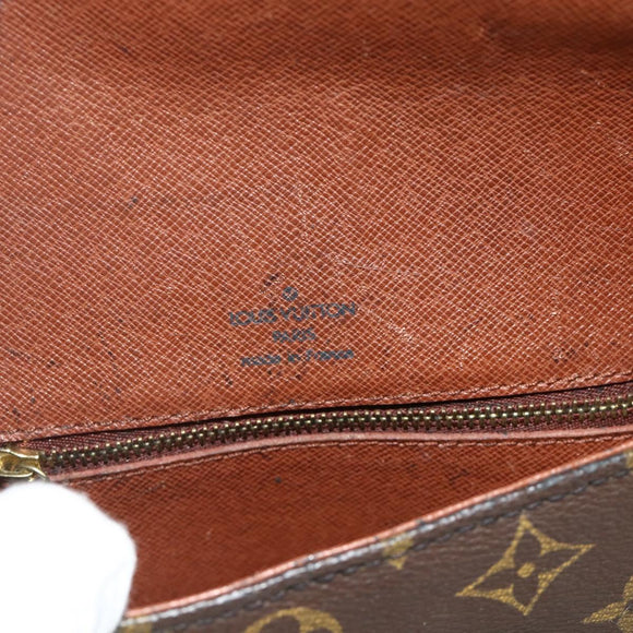 LOUIS VUITTON Monogram Saint Cloud MM Shoulder Bag M51243 LV Auth bs34992