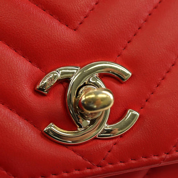 CHANEL V Stitch Shoulder Bag Lamb Skin Gold Red CC Auth bs35072M