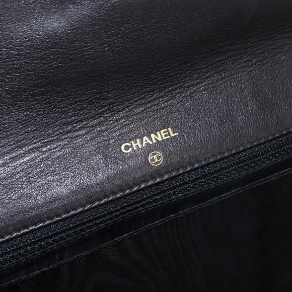 CHANEL Chain Wallet Patent leather Black Silver CC Auth bs35074