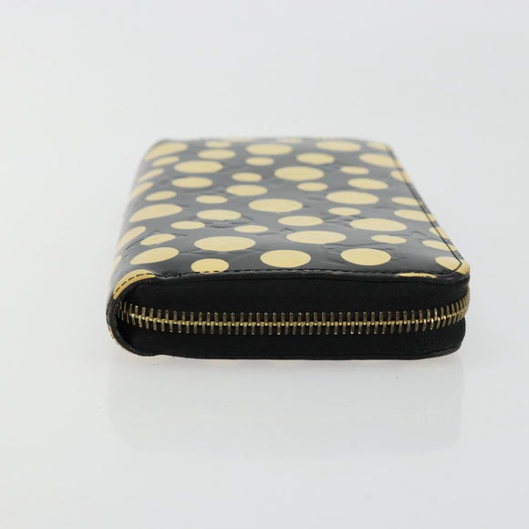 LOUIS VUITTON Vernis Yayoi Kusama Zippy Wallet Wit Zwart M91573 Auth bs35097A